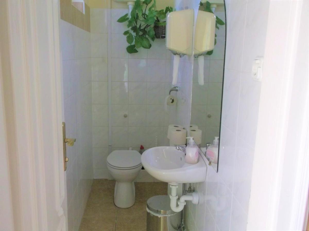Big Apartman Hajdúszoboszló Buitenkant foto