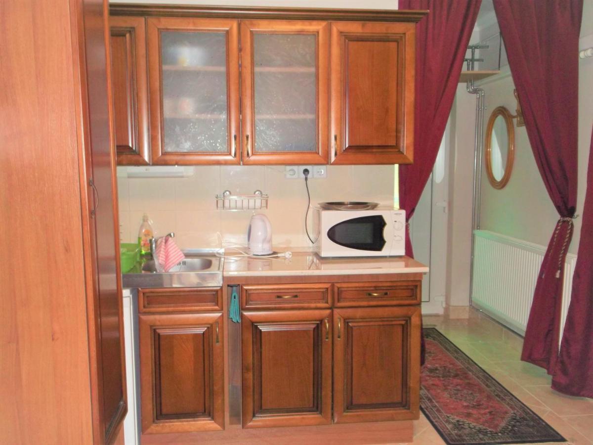 Big Apartman Hajdúszoboszló Buitenkant foto